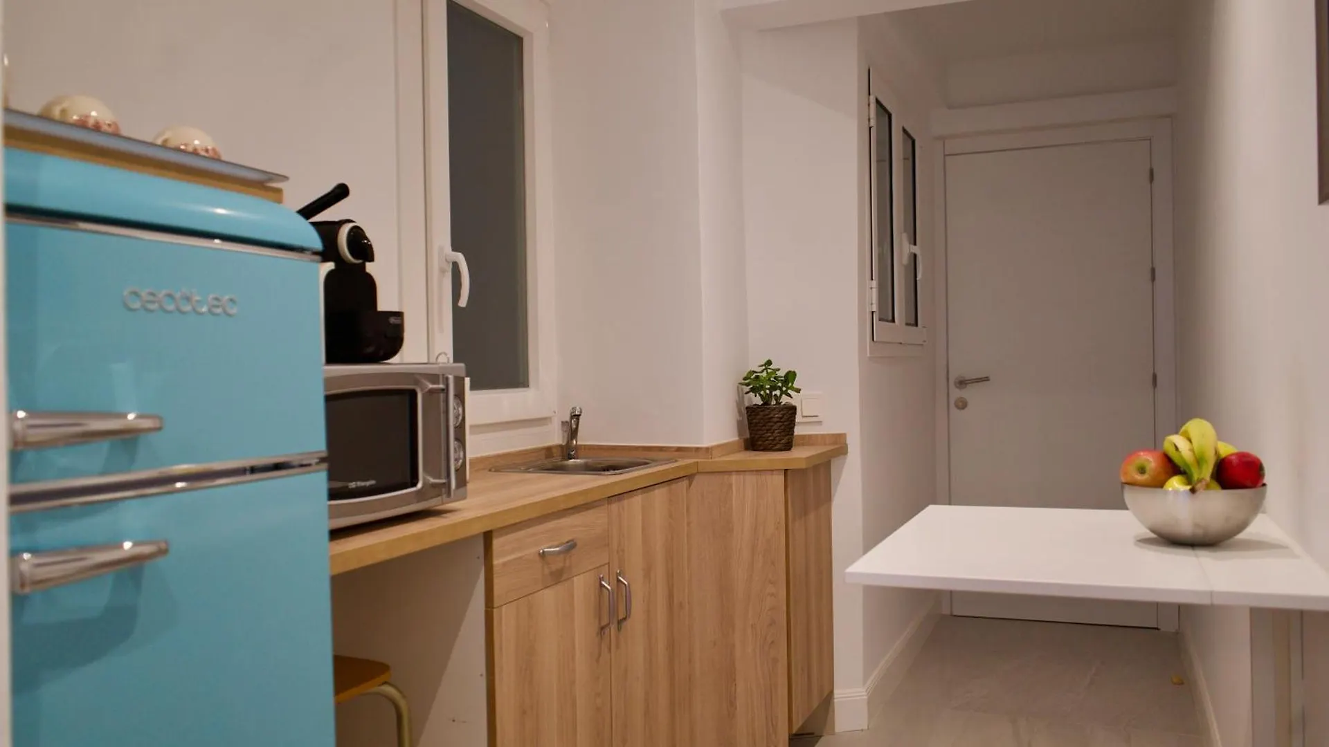 Ondarreta Room With Independent Entrance San Sebastian Homestay