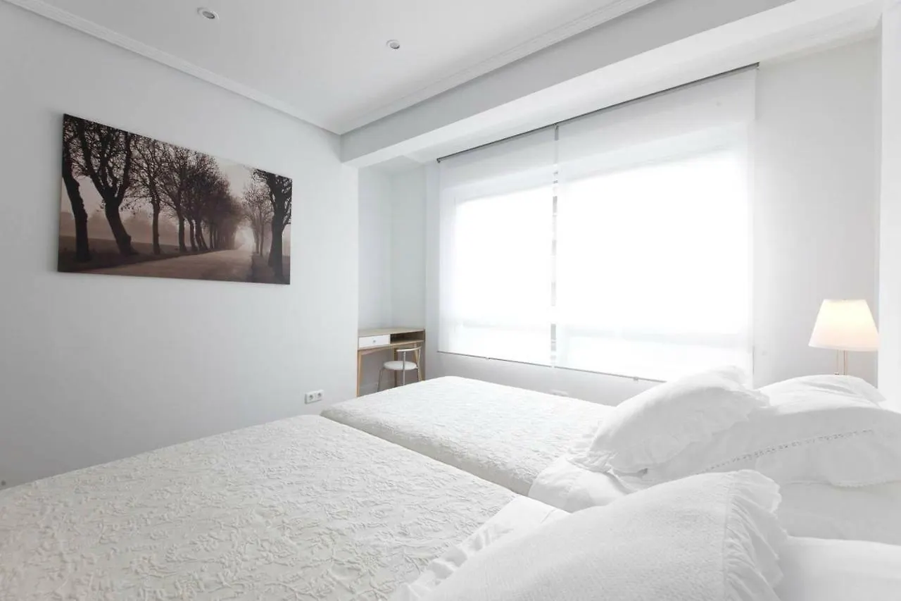 Homestay Ondarreta Room With Independent Entrance San Sebastian Spain
